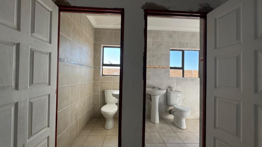 4 Bedroom Property for Sale in Camelot Northern Cape